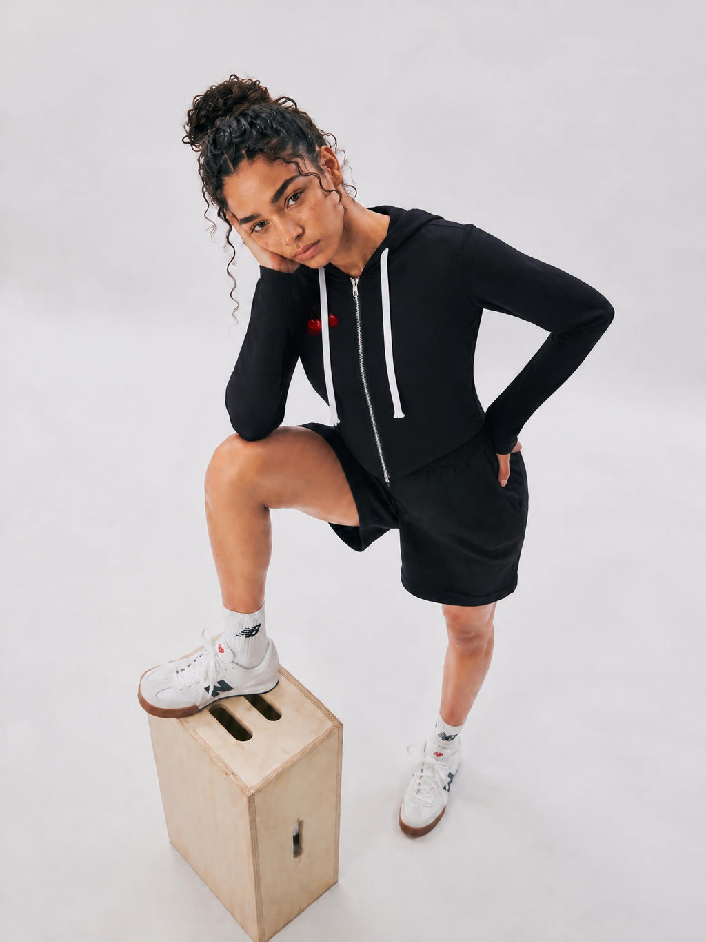 top,tops,sporty,loungewear,black,gray,beige,set