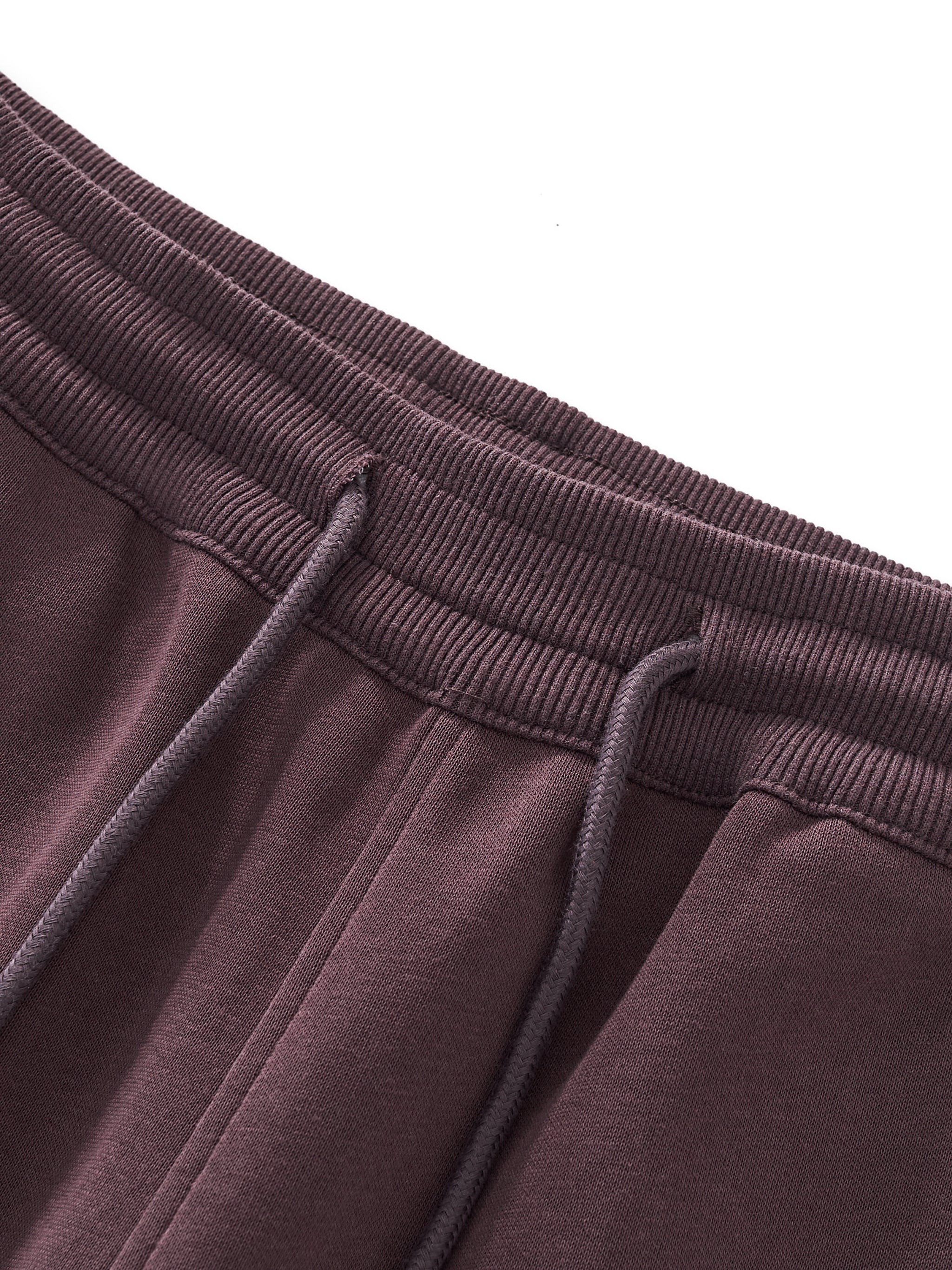 sweatpants,pants,black,white,loungewear,sporty