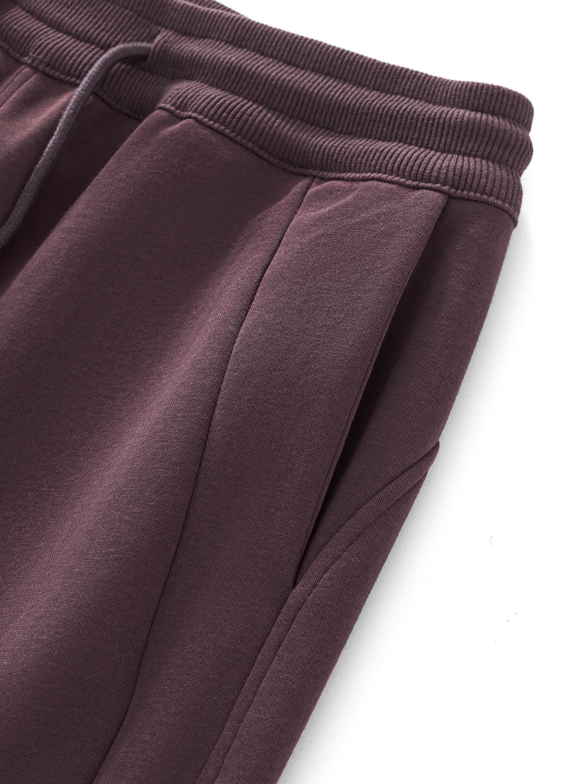 sweatpants,pants,black,white,loungewear,sporty