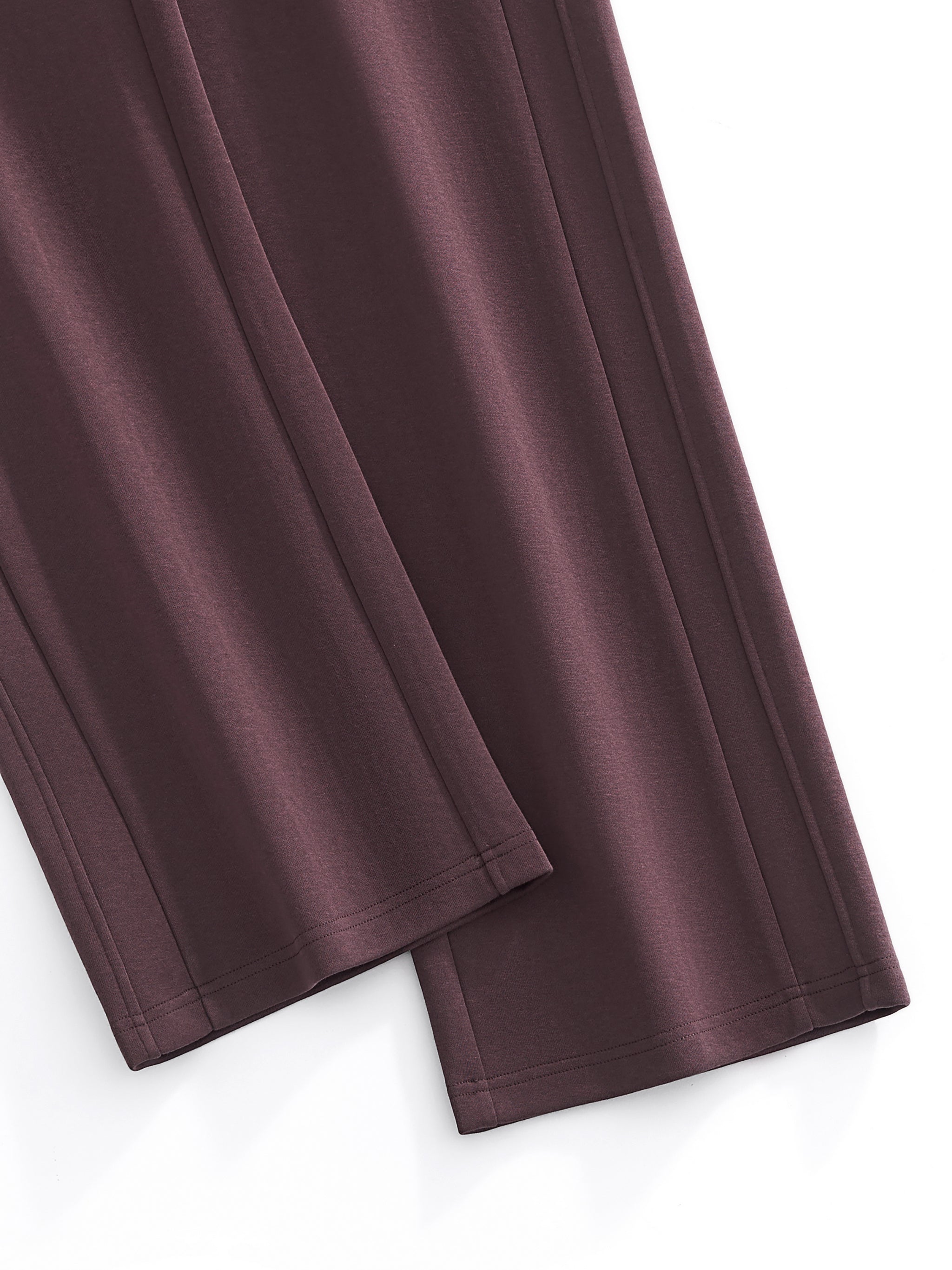 sweatpants,pants,black,white,loungewear,sporty